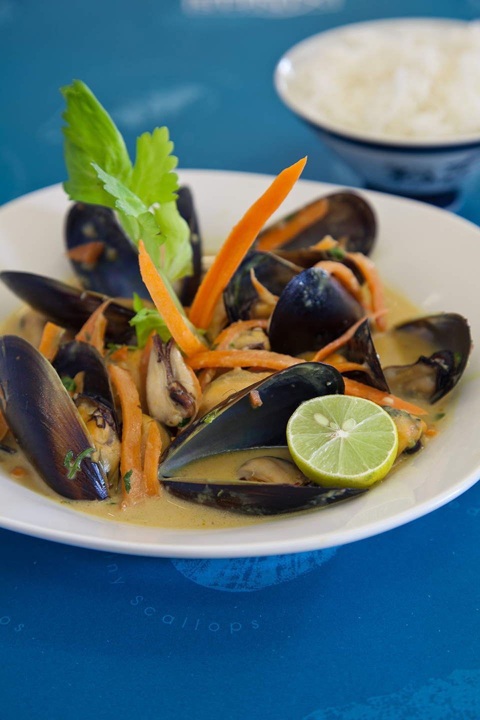 xinh-mussels-in-curry-sauce-960w.jpg